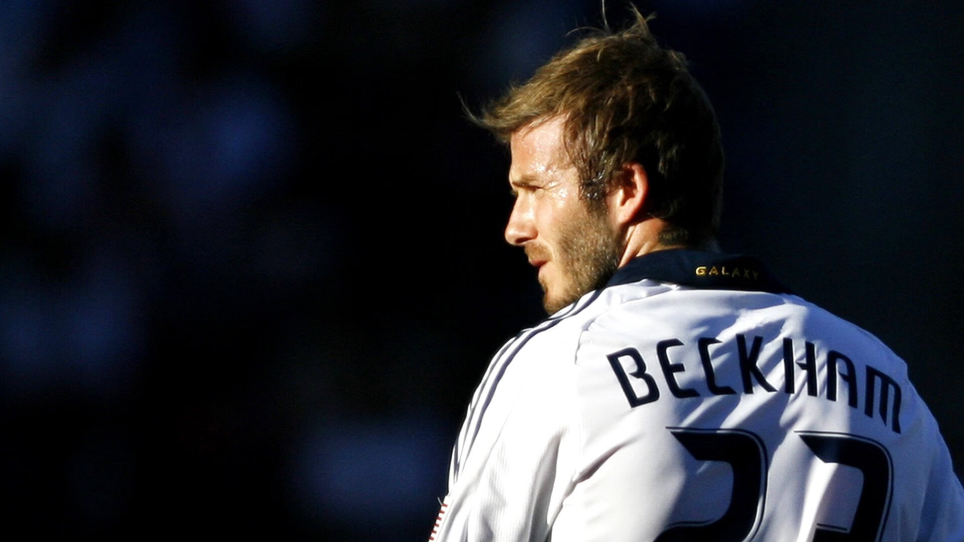 世界杯冰球：加拿大队豪取七连胜，冠军悬念依旧，加拿大冰球阵容