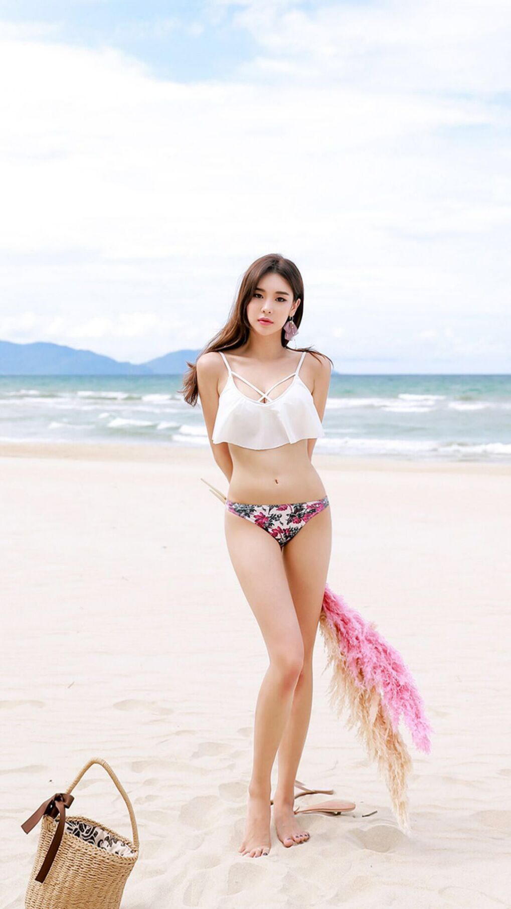 kaiyun官方入口登录-五大联赛争冠与保级大战战术板对比深度剖析，五大联赛争冠形式