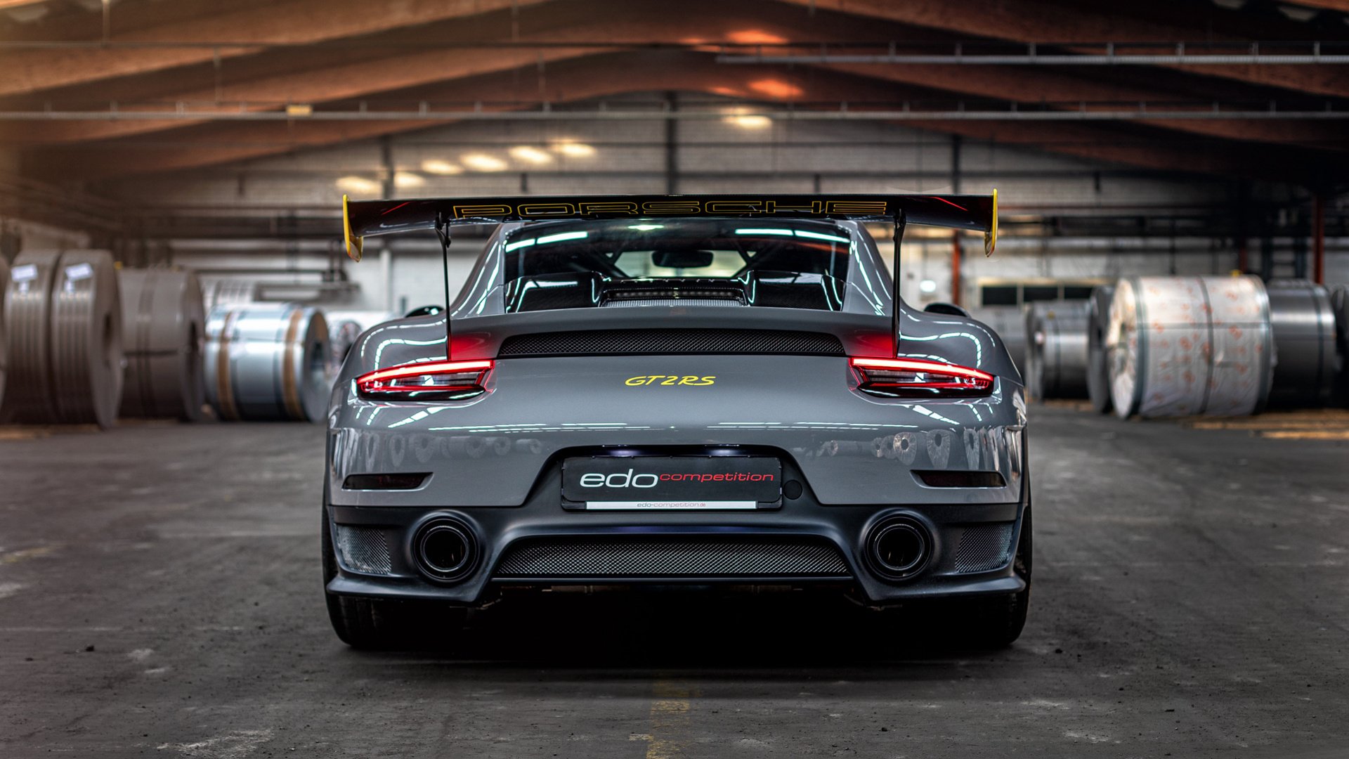 “安赫尔·巴尔博萨的传球视野与突破技术，成为阿根廷美洲狮队的进攻引擎”