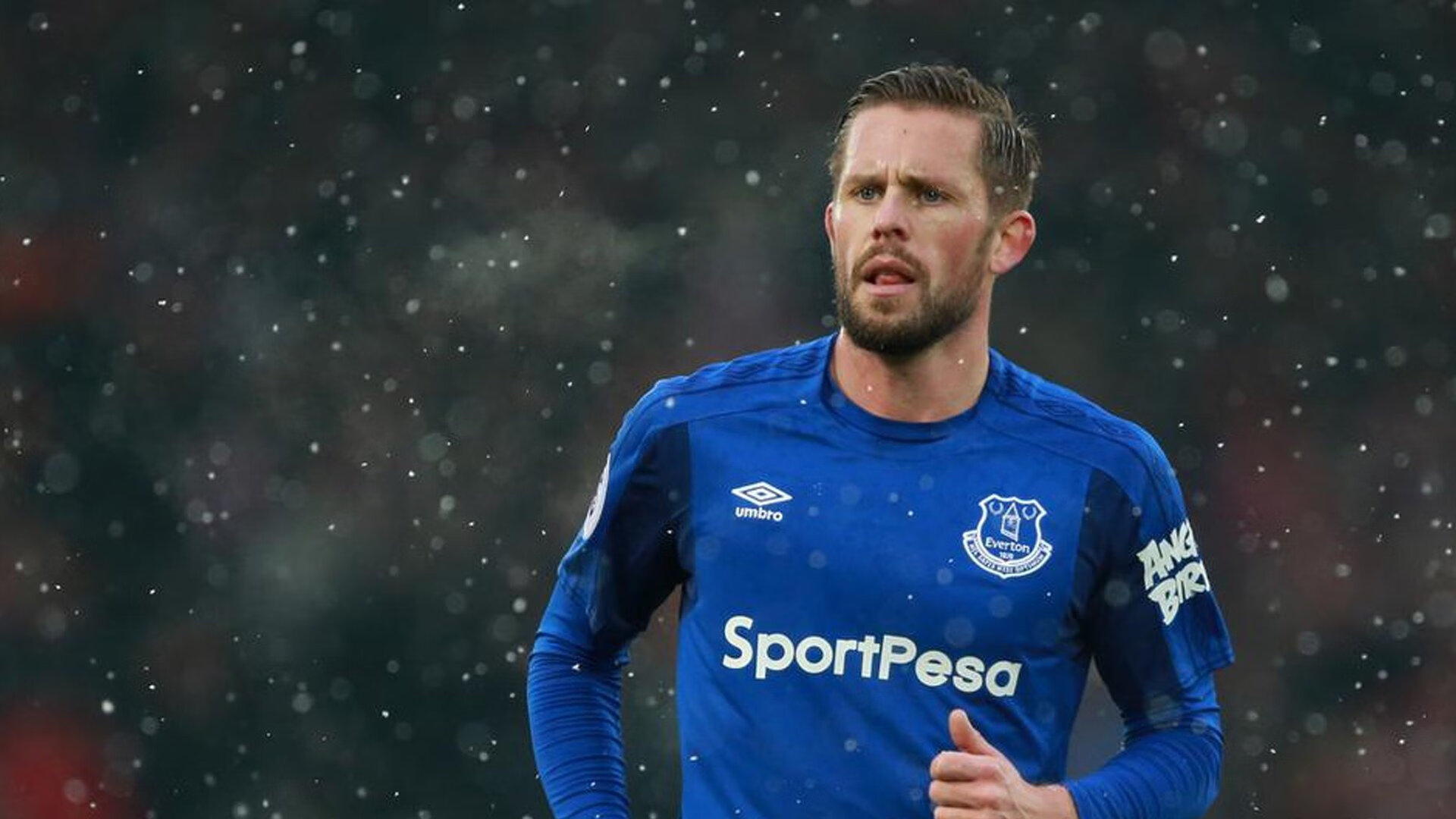 全国游泳冬季锦标赛女子100米仰泳 彭旭玮以明显优势强势封后，女子一百米仰泳冠军